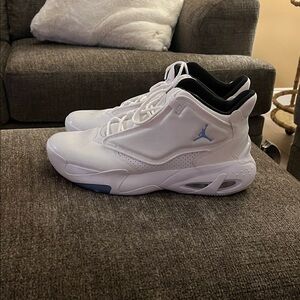 Jordan Men's White and Blue Sneakers